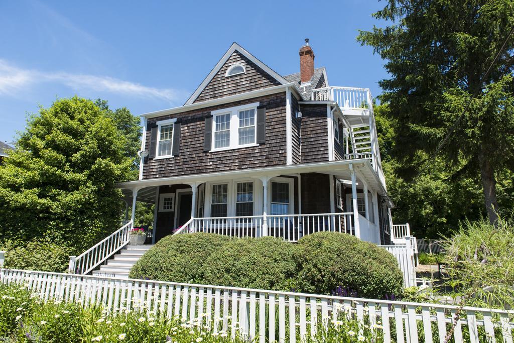 Crocker House Inn Vineyard Haven Exterior photo